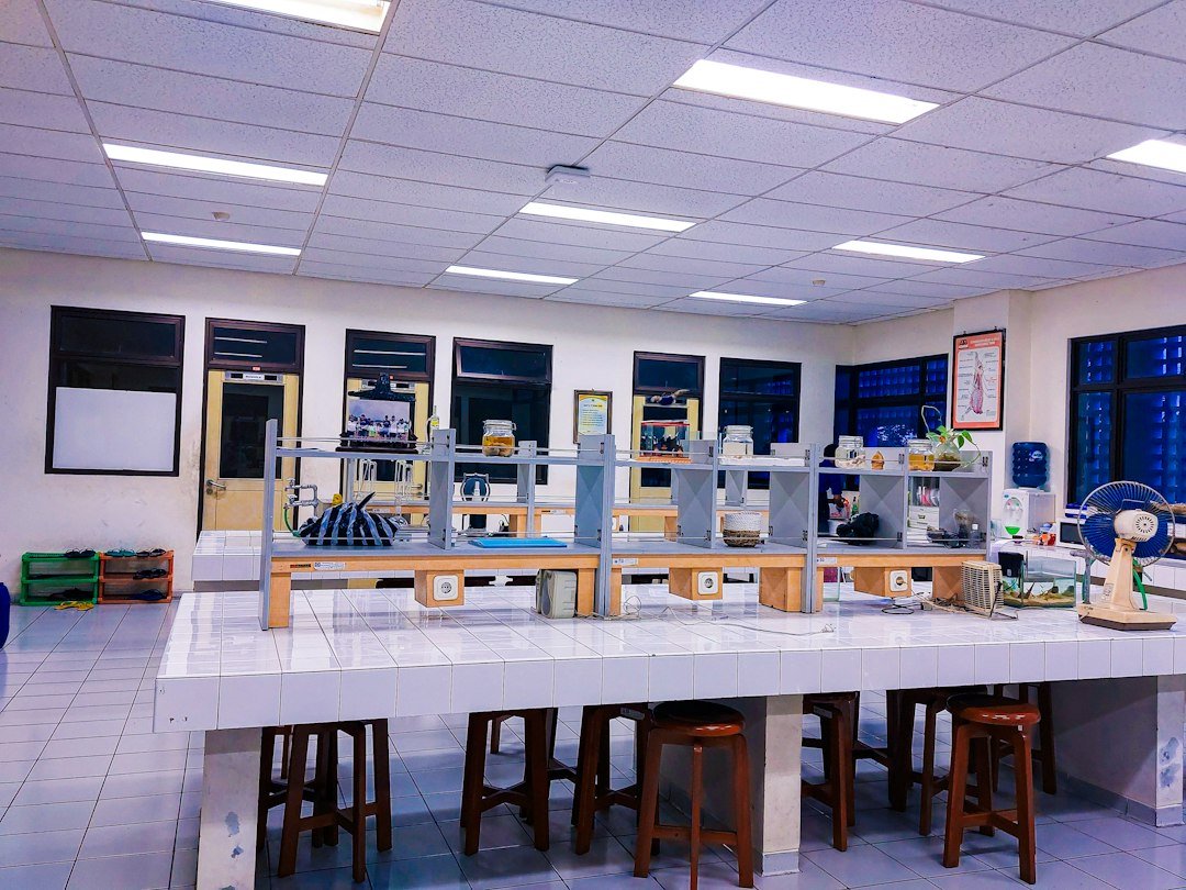 Photo laboratory safety e-learning course